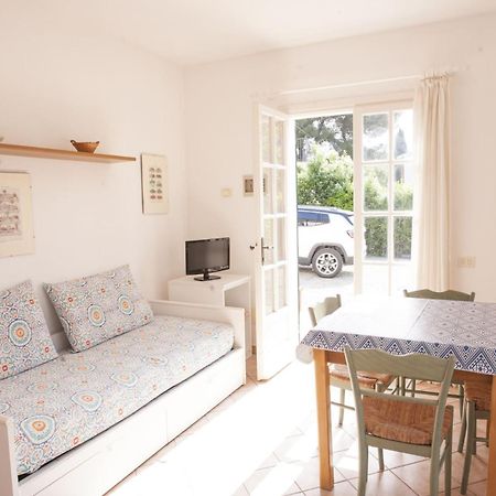 Appartamenti Villa Anna - Goelba Capoliveri  Εξωτερικό φωτογραφία