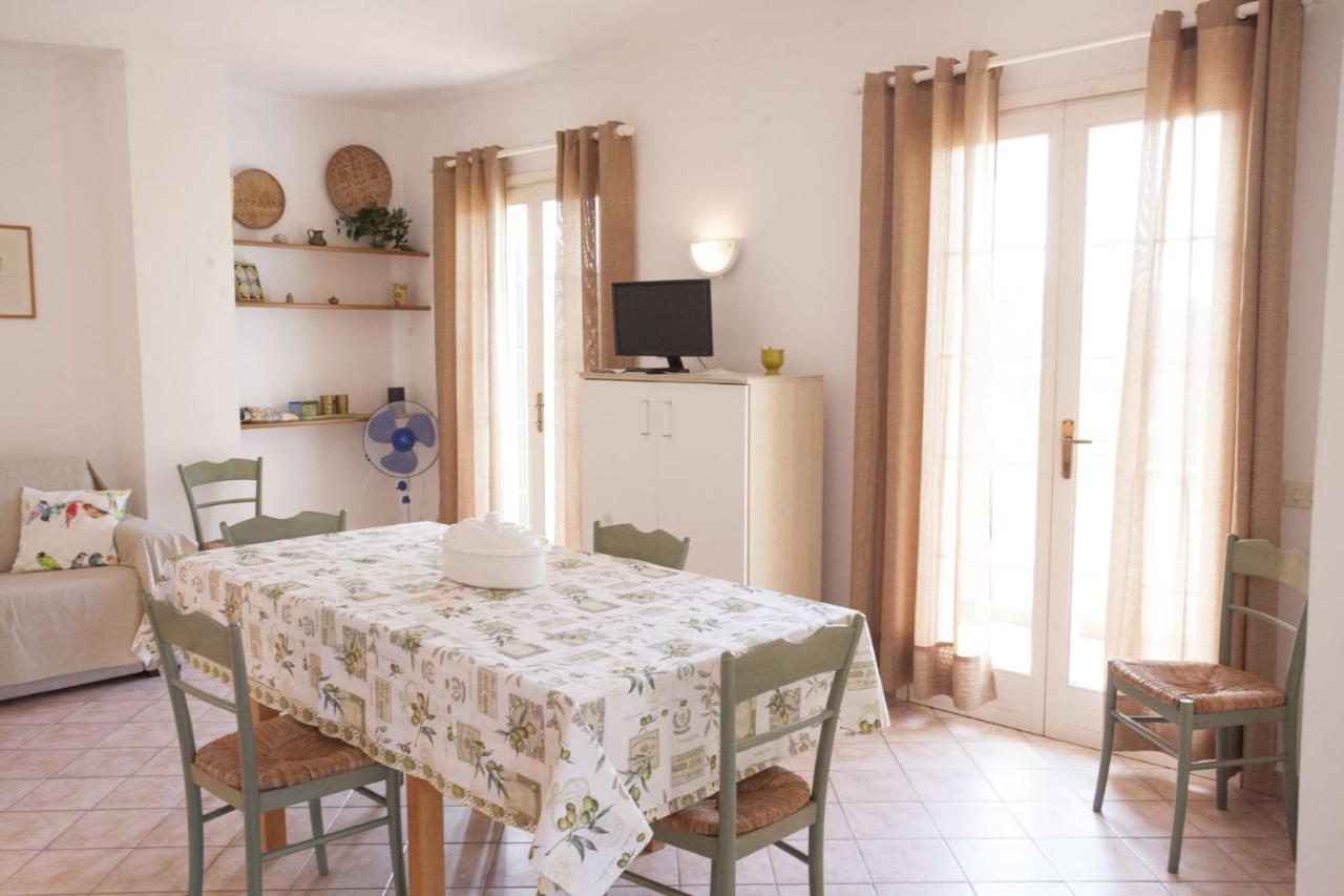 Appartamenti Villa Anna - Goelba Capoliveri  Εξωτερικό φωτογραφία